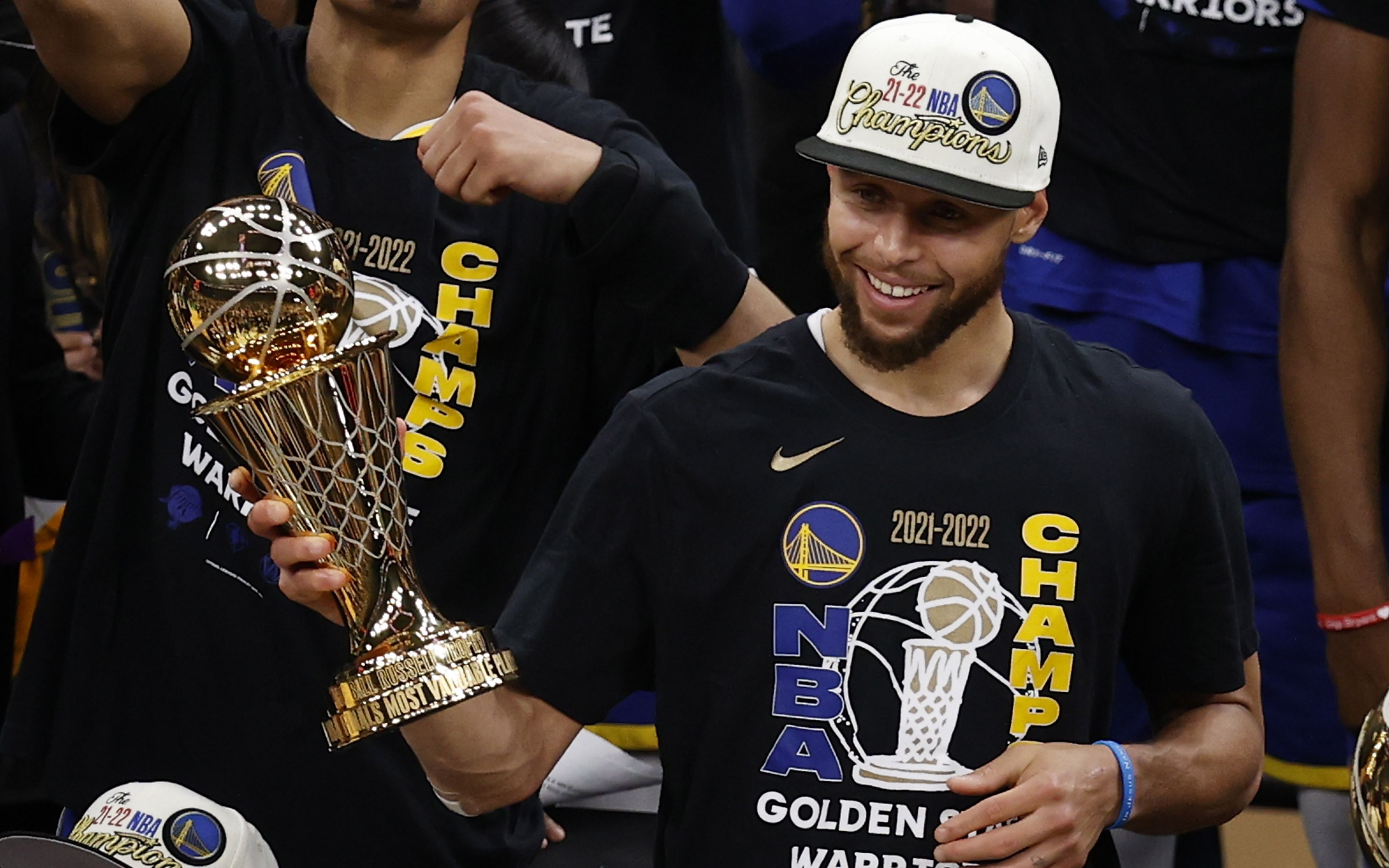 NBA总决赛下轮即将开战，激烈角逐令人期待